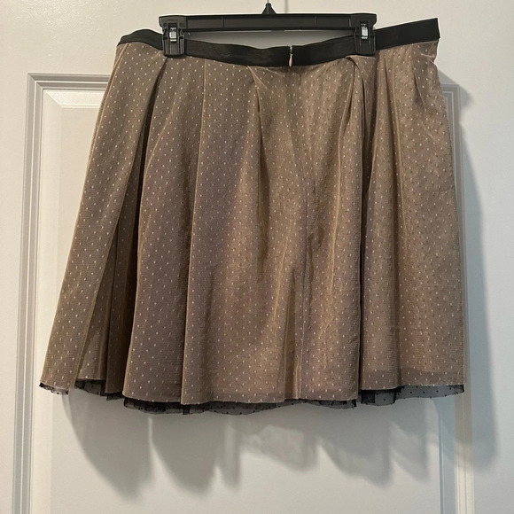 2b RYCH Tulle Black/ Tan Ballet Skirt, size 12‎ - Picture 2 of 7